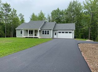 28 Alden Pines Dr #8, Waterboro, ME 04087