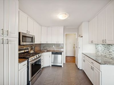 166-25 Powells Cove Blvd #4J, Queens, NY, 11357