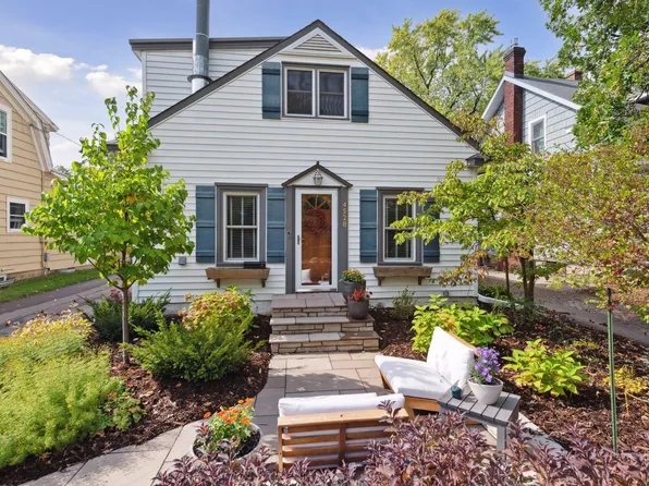 4528 Washburn Ave S, Minneapolis, MN 55410
