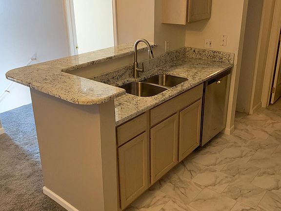 2nd image of 15124 Lenox Dr #424