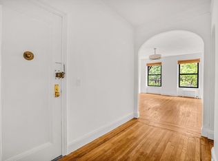 26 W 97th St APT 3A, New York, NY