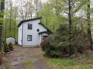 7409 Ventnor Dr, Tobyhanna, PA 18466