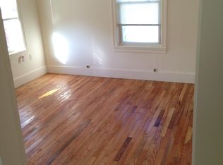 12 Clapp St APT 2, Worcester, MA 01610