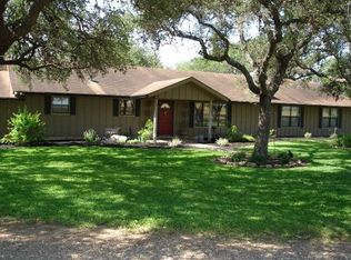 1483 Sauer Bade Rd, Cuero, TX 77954