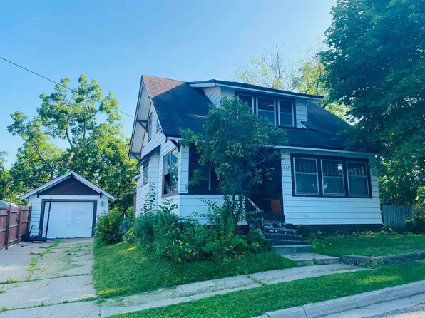 317 1st Ave, Baraboo, WI 53913