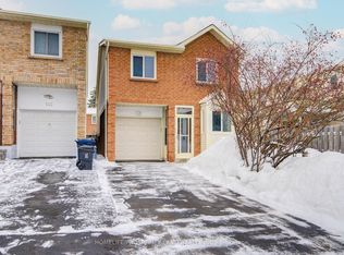 140 Spring Forest Sq, Toronto, ON M1S 4W8