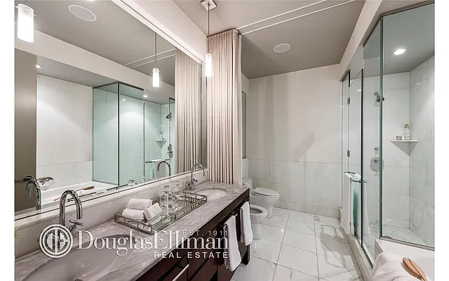 Sold by Douglas Elliman | media 29