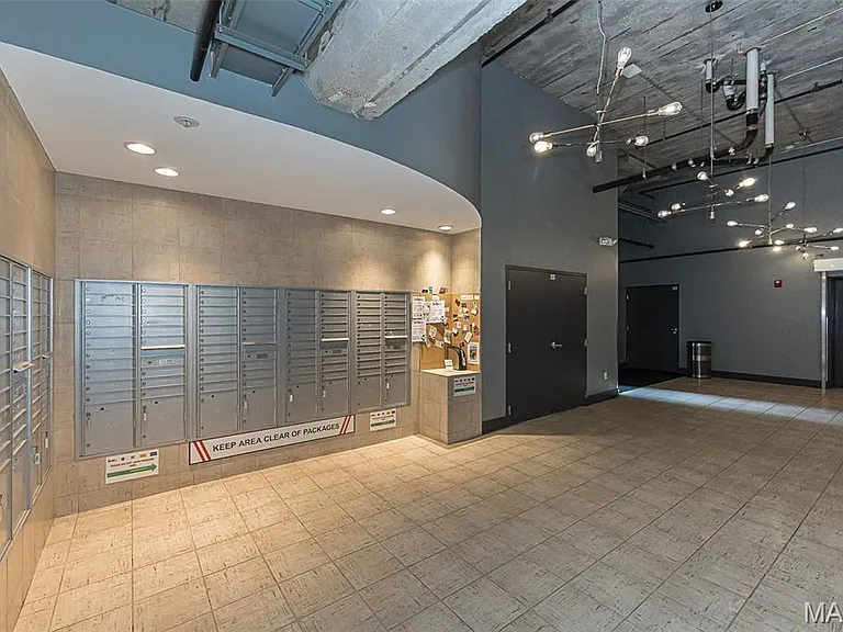 4100 Forest Park Ave #501 — Photo 41