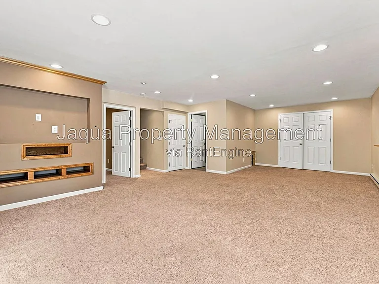 4663 Andover Woods Ct — Photo 7