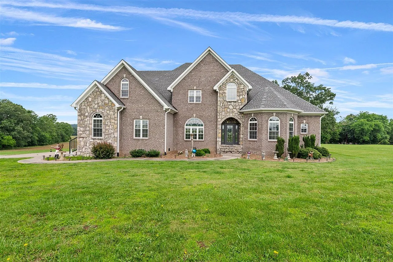 12231 Lewisburg Rd photo 1