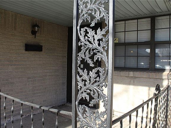 3rd image of 4300 S Wofford Ave