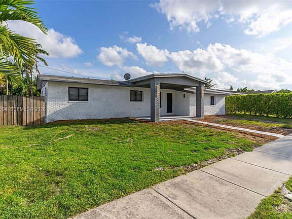3rd image of 11850 SW 206th Ter