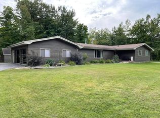 1365 W Harwood Rd, Sault Sainte Marie, MI 49783