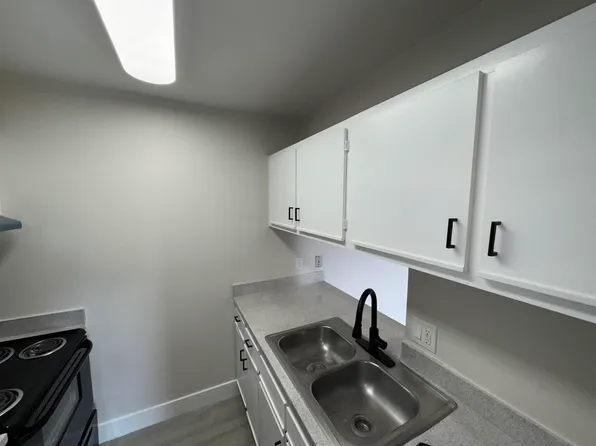 1798 Abbey Rd APT 205, West Palm Beach, FL 33415