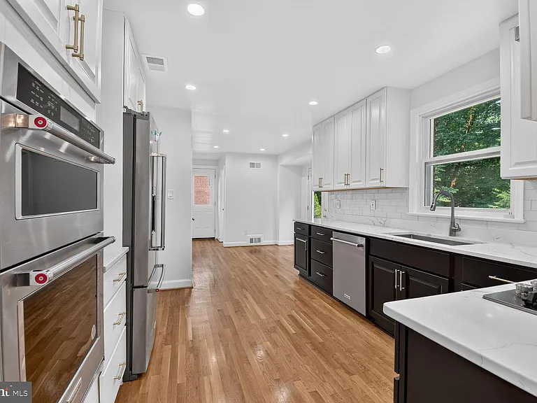 7301 Old Stage Rd — Photo 3