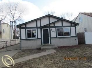 2432 Stephens Rd, Warren, MI 48091