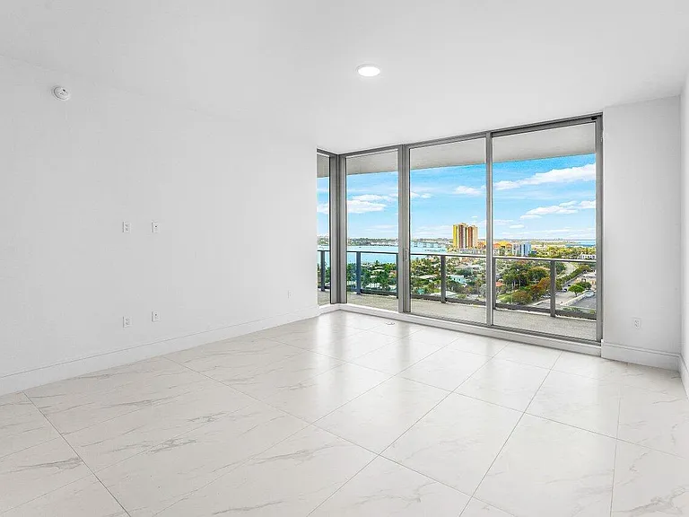 220 Lake Shore Dr #1415 — Photo 12