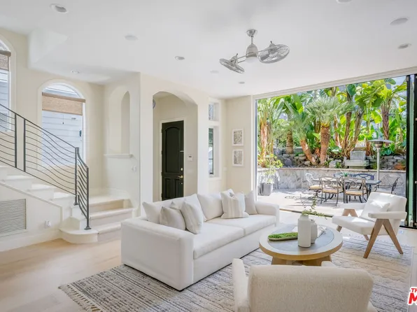 707 Jasmine Ave, Corona Del Mar, CA 92625