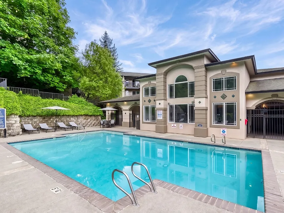Perks and Amenities at Scott Mountain Apartments