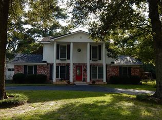 1802 Red Oak Dr, Conroe, TX 77301