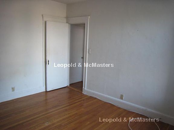 2nd image of 2003B Commonwealth Ave #9