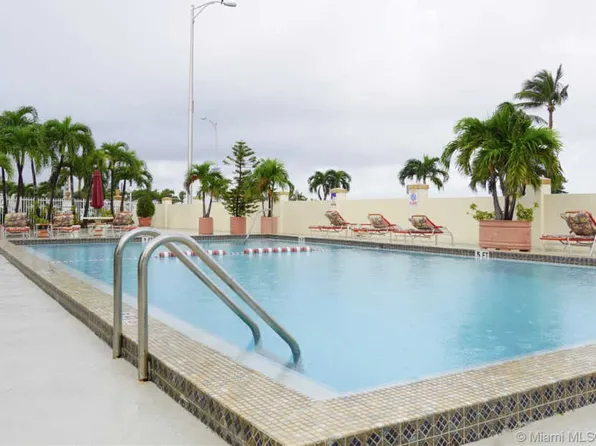 1800 79th Street Cswy APT A208, North Bay Village, FL 33141