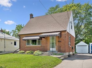 114 Lorne Cres, Kitchener, ON N2M3Y5