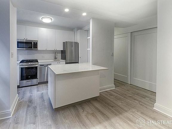 3rd image of 226 E 12th St APT 3H