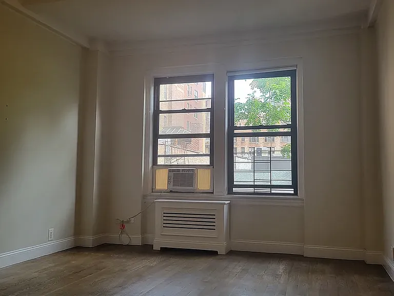 115 E 82nd St #6D — Photo 3