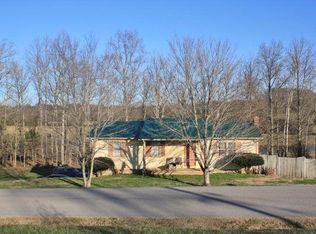 2374 Reeser Ln, Cookeville, TN 38501