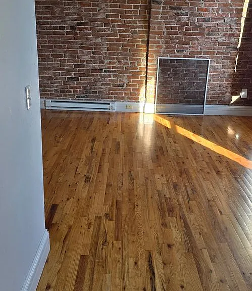 101-107 W Bridge St #4 — Photo 5
