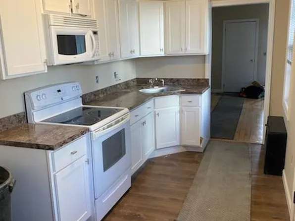 81 Douglas St #1, Manchester, NH 03102
