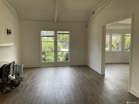 4th image of 457 McLaughlin St