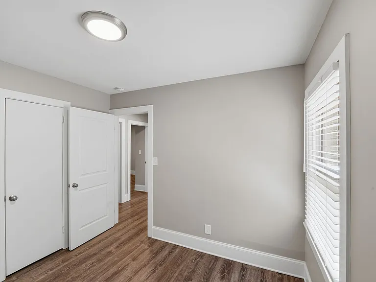 4239 Dinglewood Ave — Photo 21