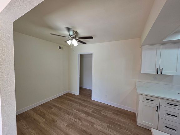 4th image of 405 16th St #B