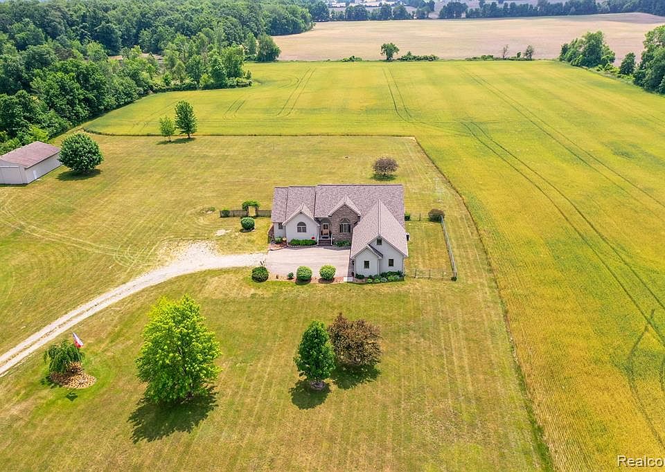 1st image of 5215 Cook Rd