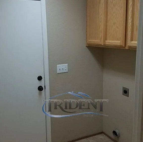 1019 Arbor Dr — Photo 17