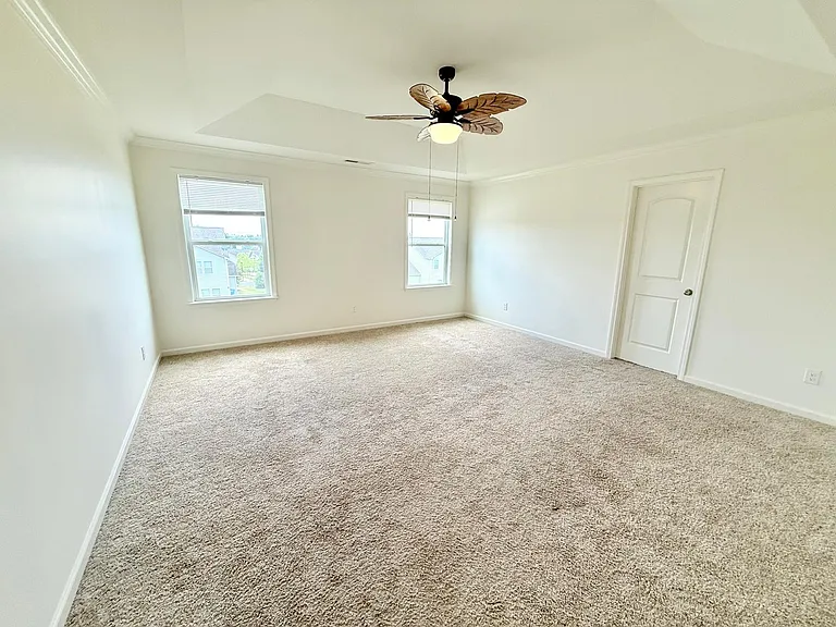 4909 Grace View Dr — Photo 18