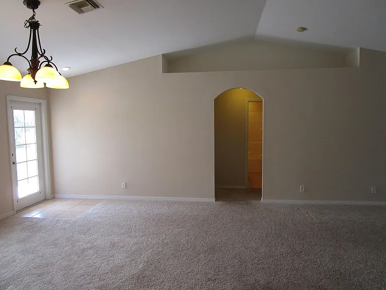 3514 NE 12th Ct — Photo 8