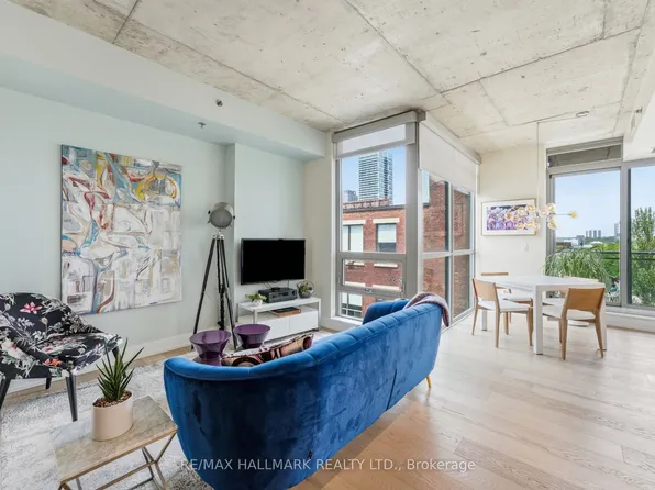 630 Queen St E #602, Toronto, ON M4M 1G3