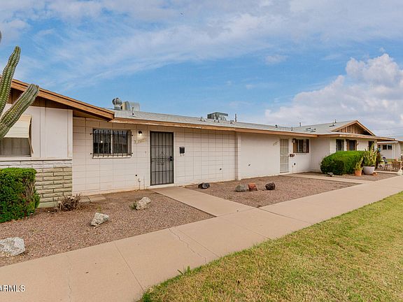 3rd image of 7127 W MARIPOSA Street