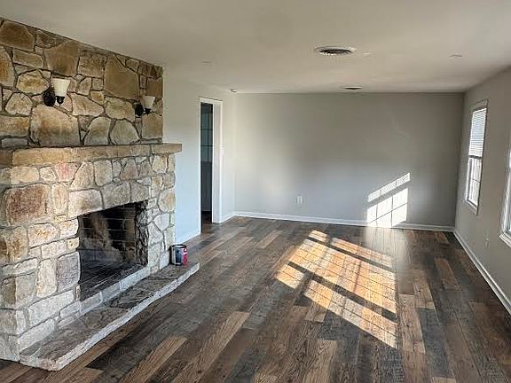 5th image of 749 Old Wilmington Rd