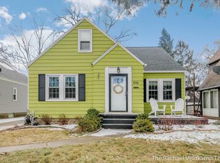 616 Hoyt St SE, Grand Rapids, MI