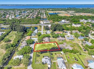 132 Gator Dr, Merritt Island, FL 32953
