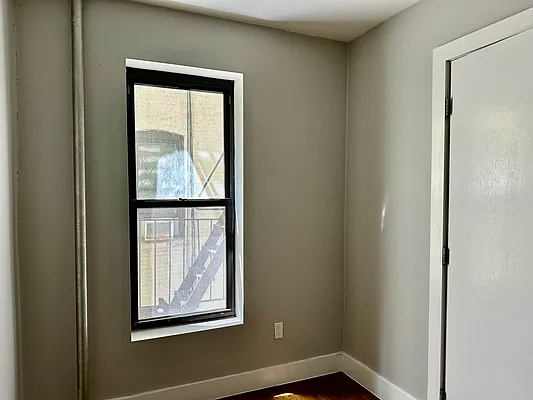 Rented by Premier One Realty LLC | media 5