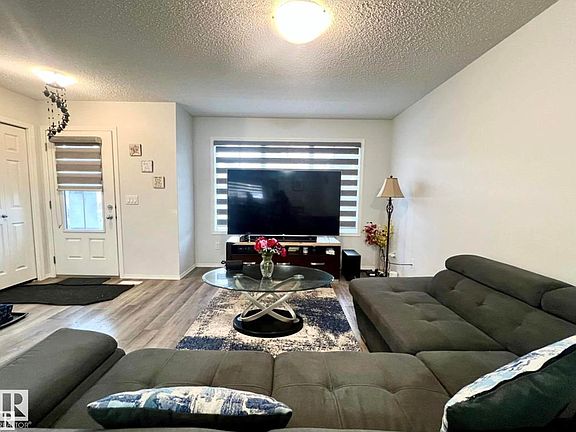3rd image of 3026 Checknita Way SW