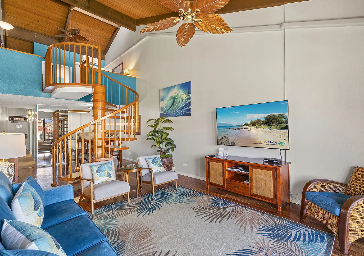 Kamaole Sands 7-406 - Courtyard and Ocean Views - Stunning Renovation — Photo 1