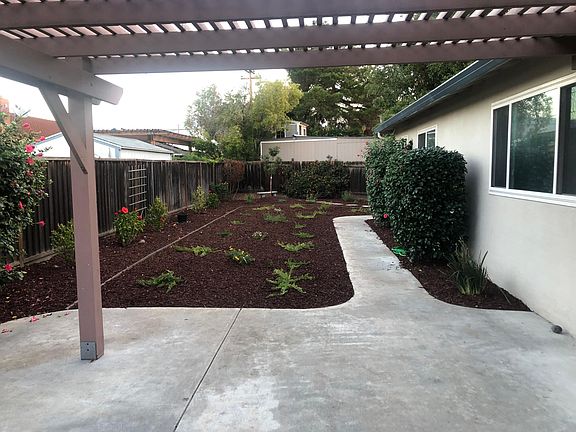 4th image of 2977 Heidi Ct
