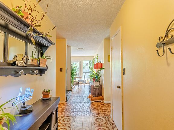 5th image of 19555 Fonda St E