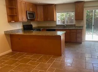 992 Michelangelo Dr, Sunnyvale, CA 94087
